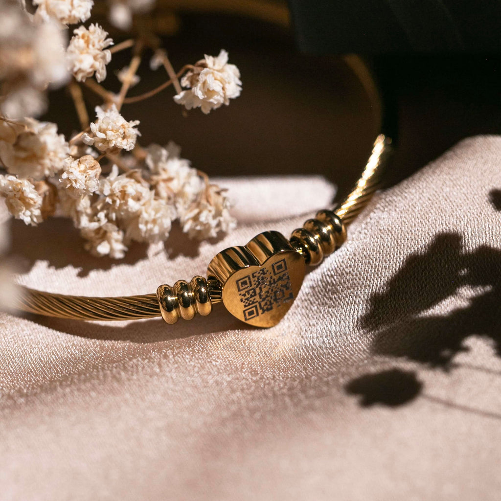 Real Preserved Classic Red  Rose Love Box with Scannable QR Love Code